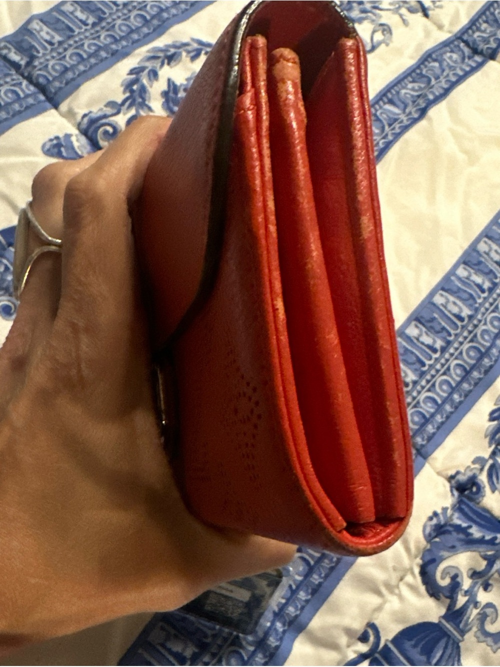 Authentic Louis Vuitton Mahina Amelia Wallet Grenade Red Perforated Leather COA - Picture 13 of 16